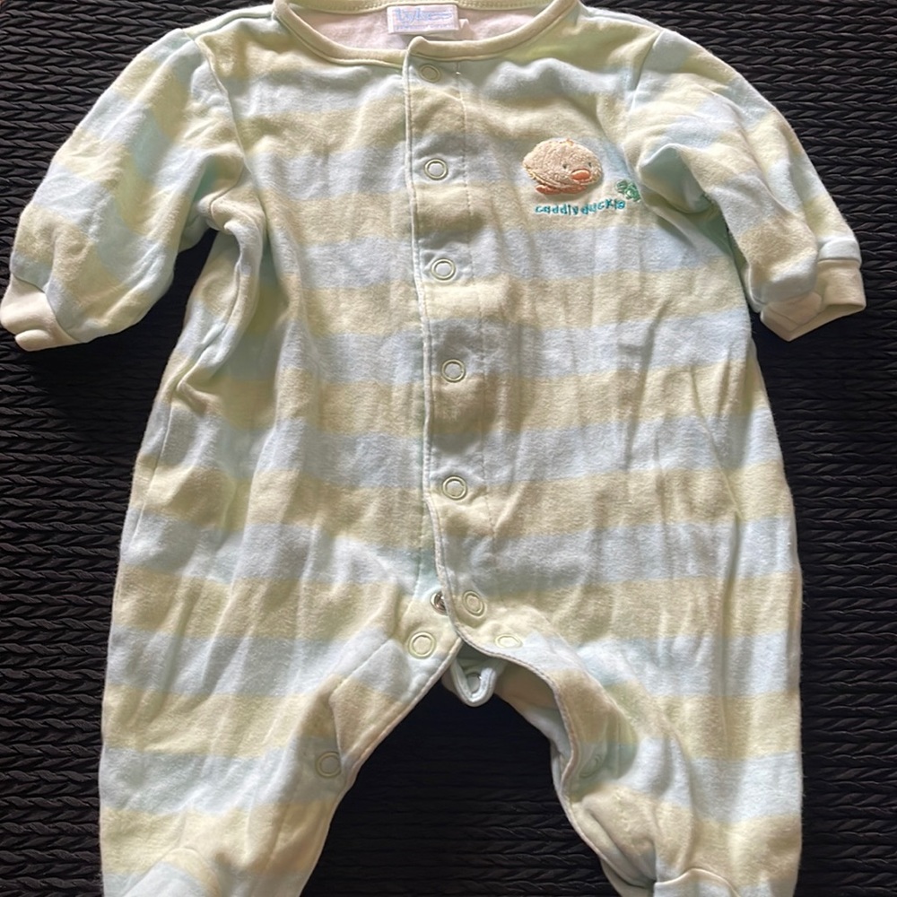 Lot of 4 Sleepers/Outfits